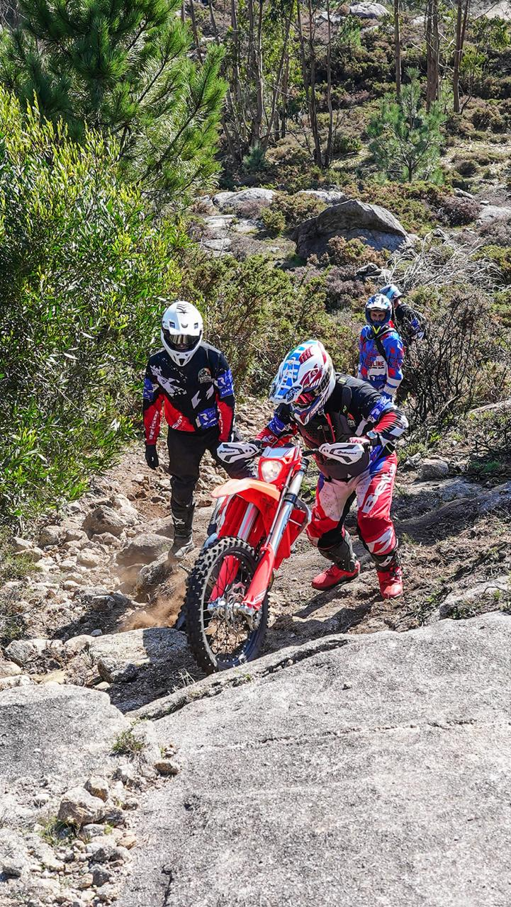 Desbravando trilhas épicas